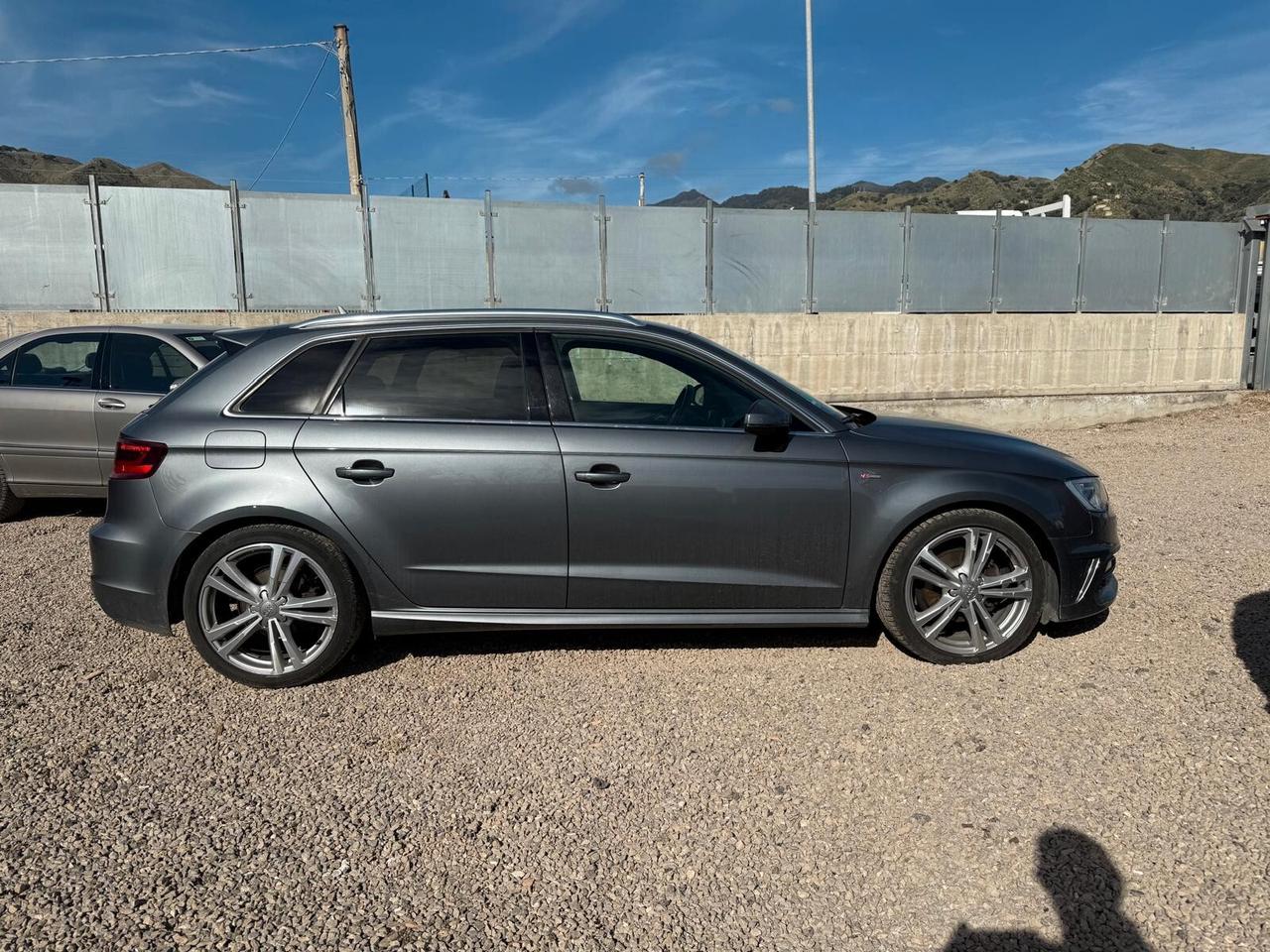 Audi A3 2.0 TDI 150 CV clean diesel S line