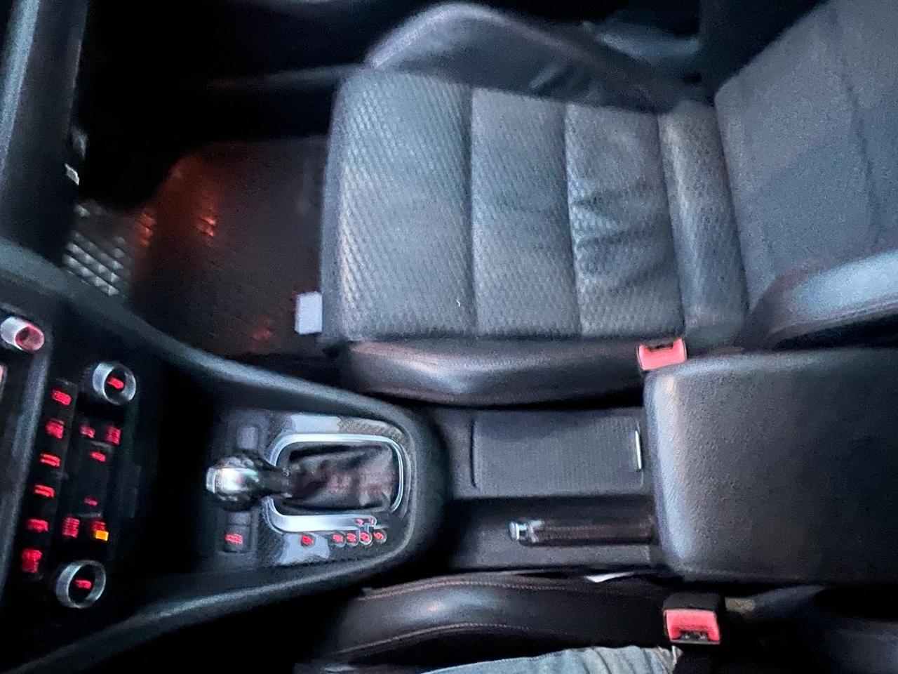 Volkswagen Golf Edition 35 2.0 GTI #7431