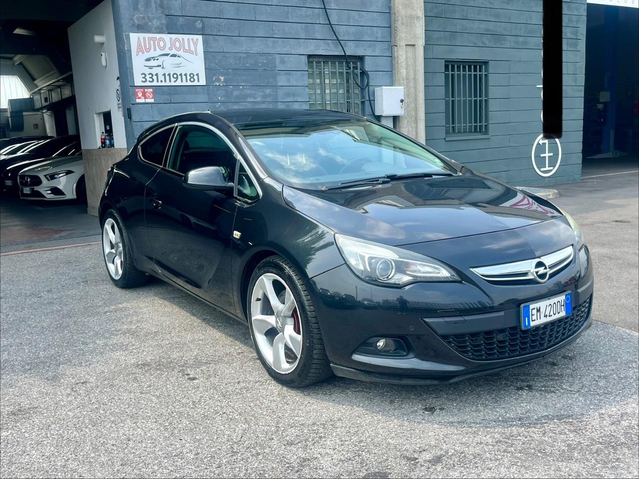 Opel Astra GTC 2.0 CDTI 165CV S&S 3 porte Cosmo S