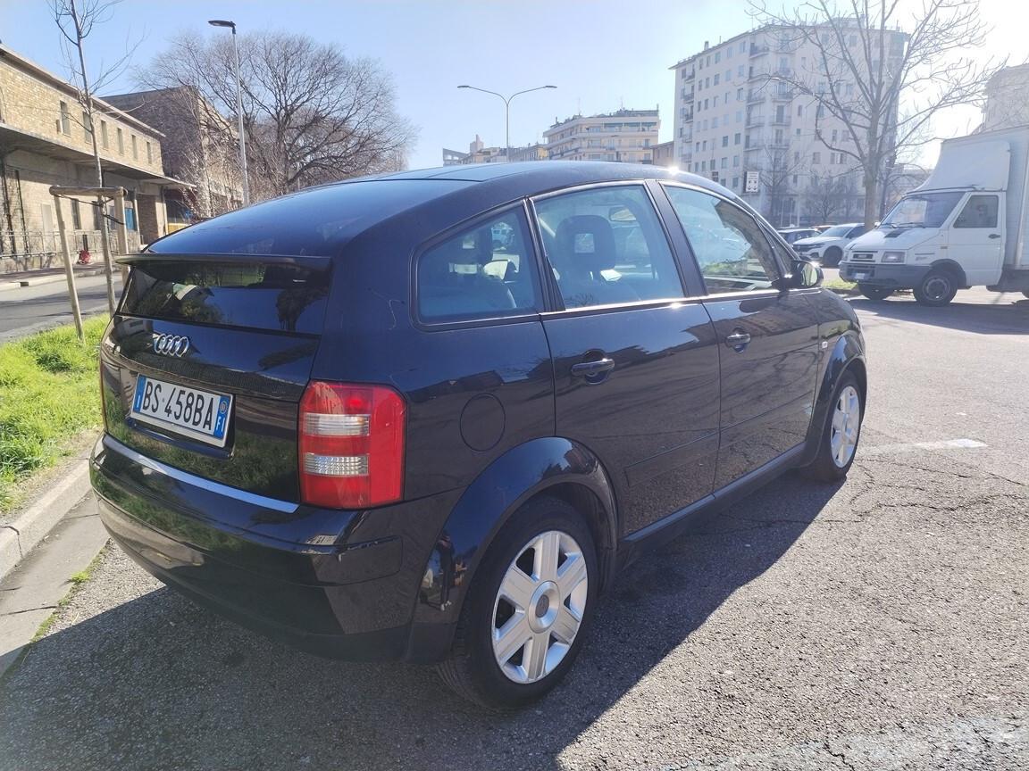 Audi A2 1.4 TDI 133000km anno 2001