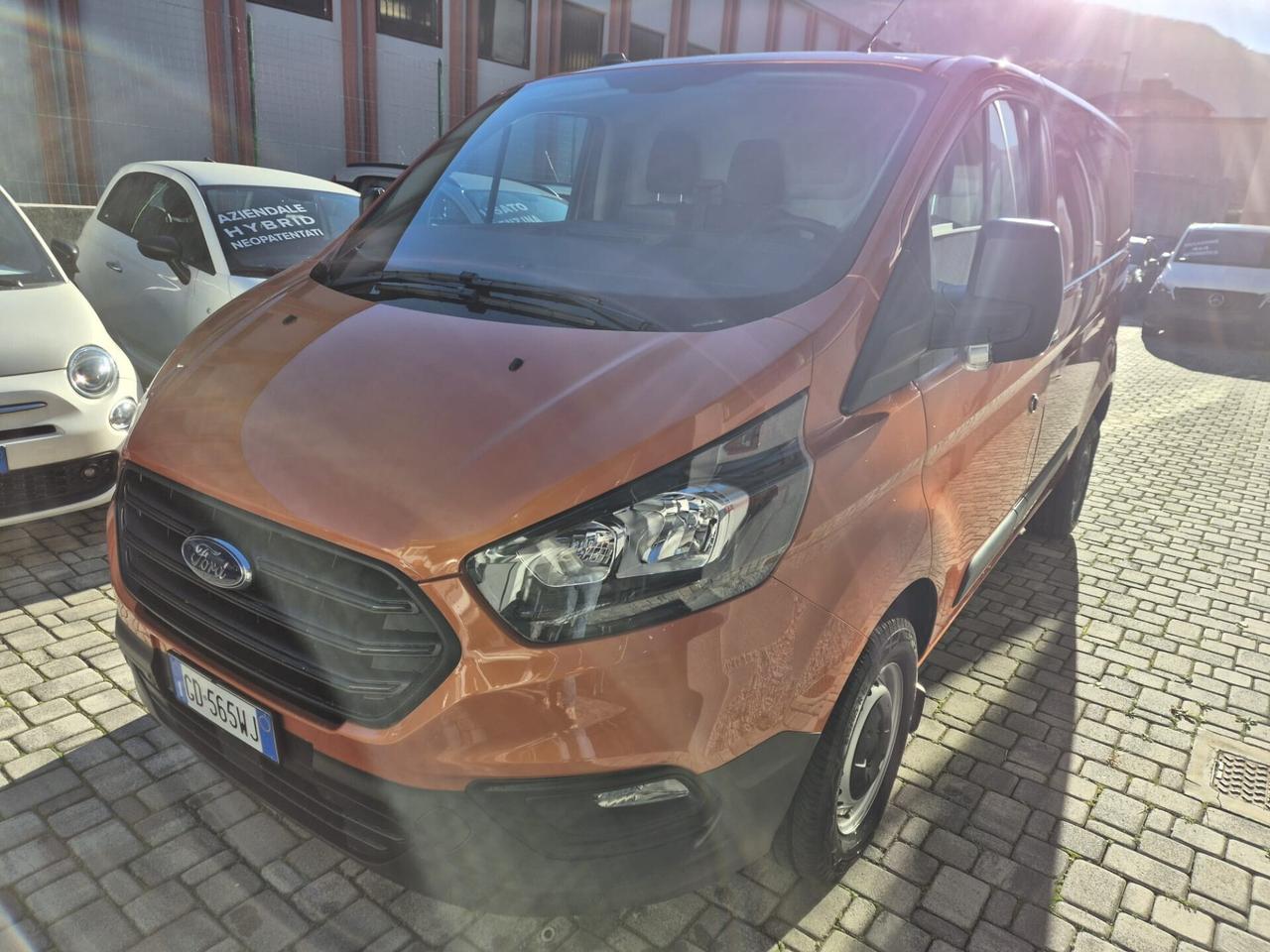 Ford Transit Custom 280 2.0 EcoBlue SOLO KM 9.000!