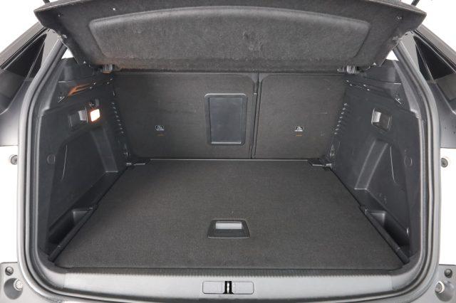 PEUGEOT 3008 3008 BlueHDi 130 S&S Active