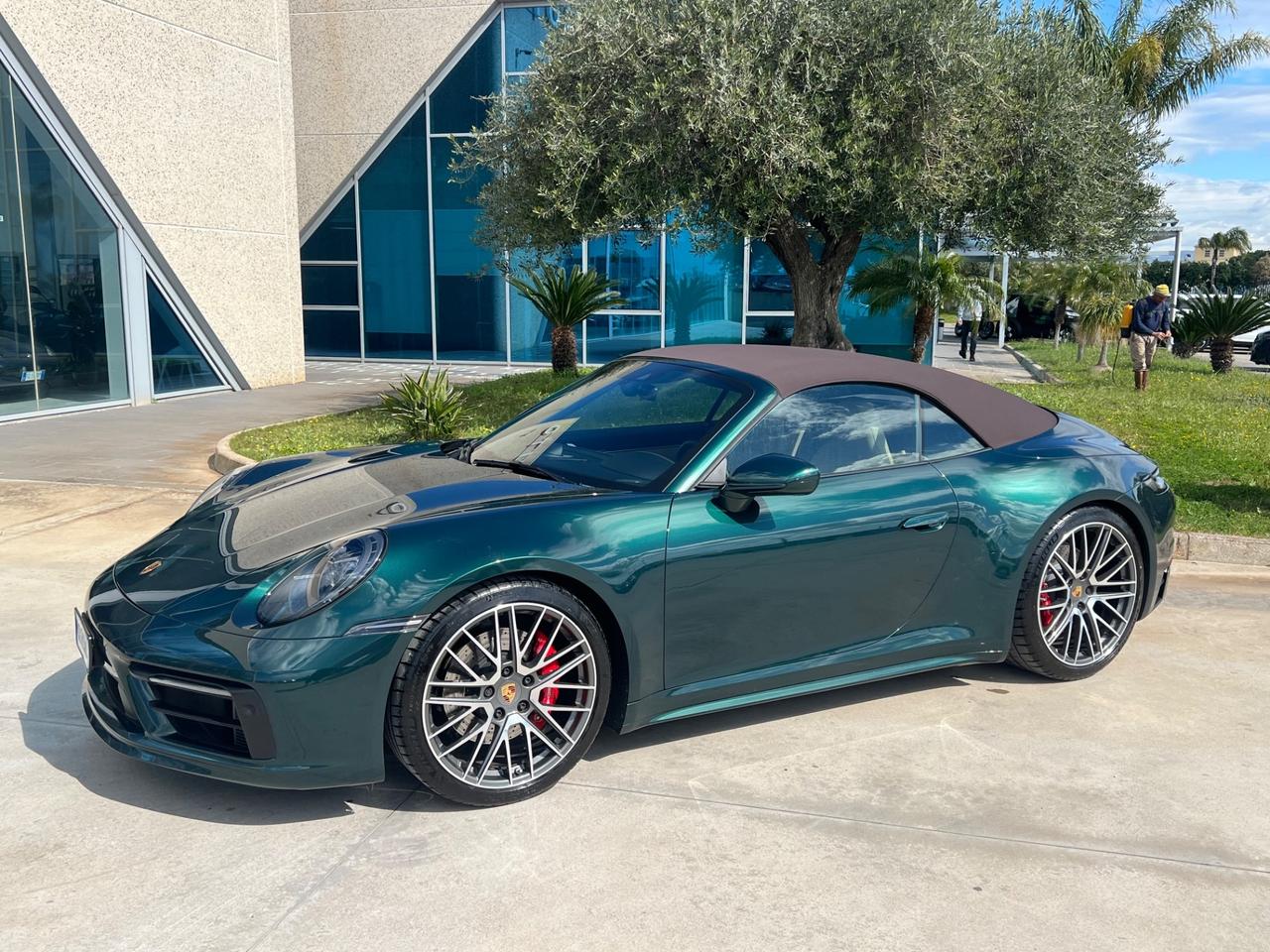 Porsche 911 992 Carrera 4S Cabriolet possibilità noleggio no scoring