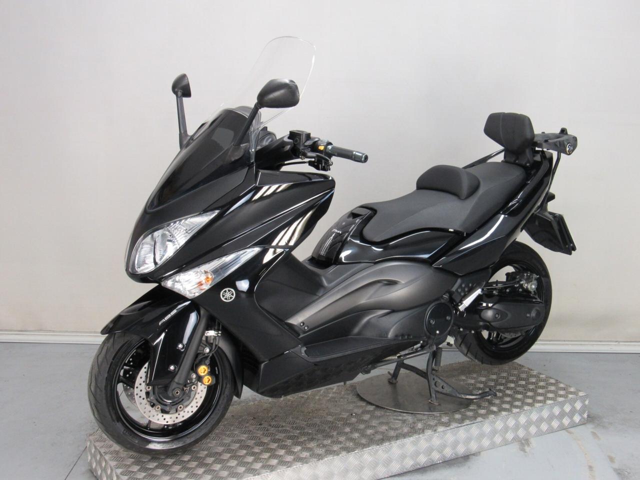 Yamaha T Max ABS SCARICO AKRAPOVIC