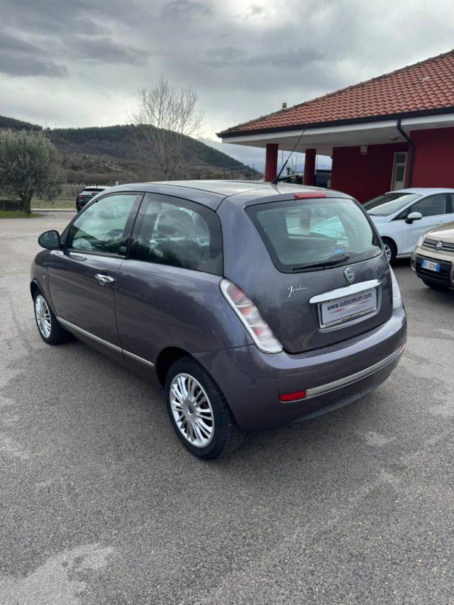 LANCIA Ypsilon 1.2 69 CV Unyca