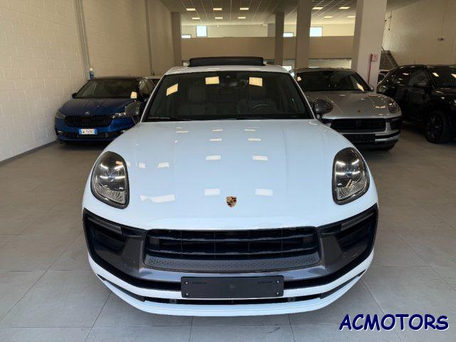 PORSCHE Macan 2.0 T
