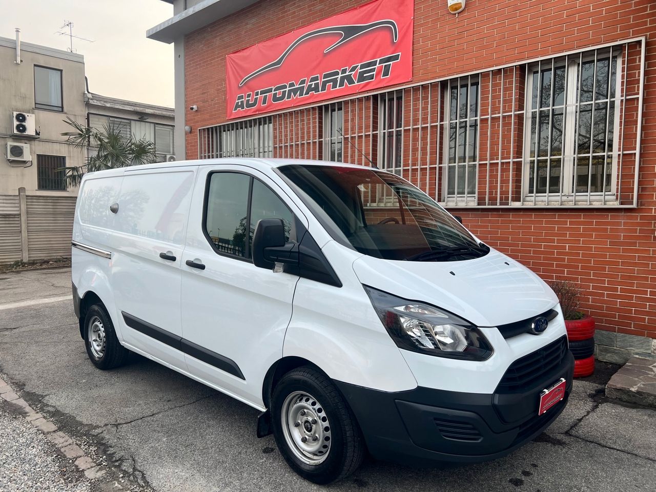 Ford Transit Custom 2.2 TDCI 100CV FURGONE