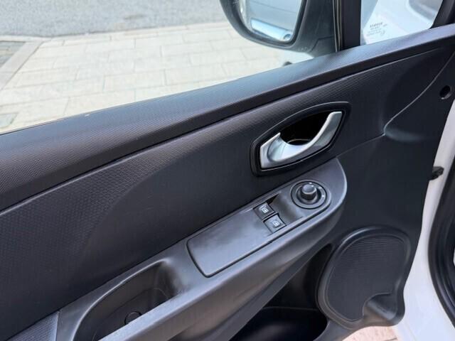 Renault Clio Sporter 1.5 dCi 8V 75CV Costume Natio
