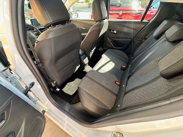 Peugeot 208 ALLURE 08/25 11.800KM PARI NUOVO