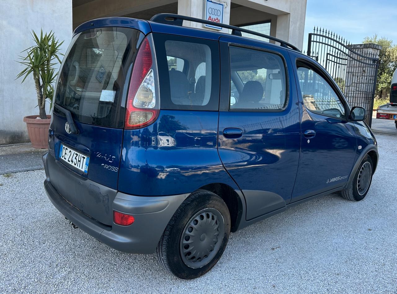 Toyota Yaris 1.4 TDi Cross GANCIO TRAINO
