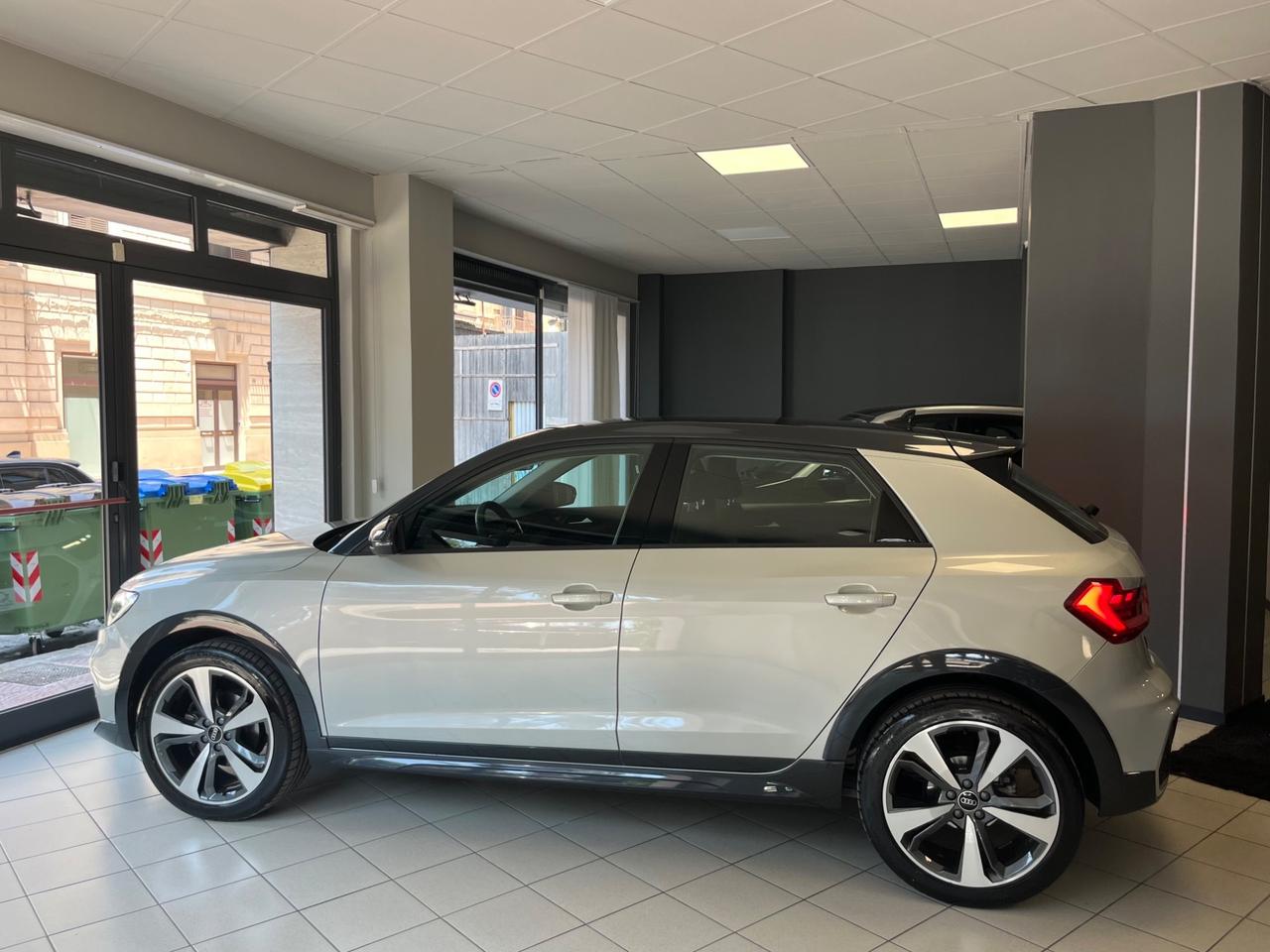 Audi A1 allstreet 30 TFSI S tronic Identity Contrast