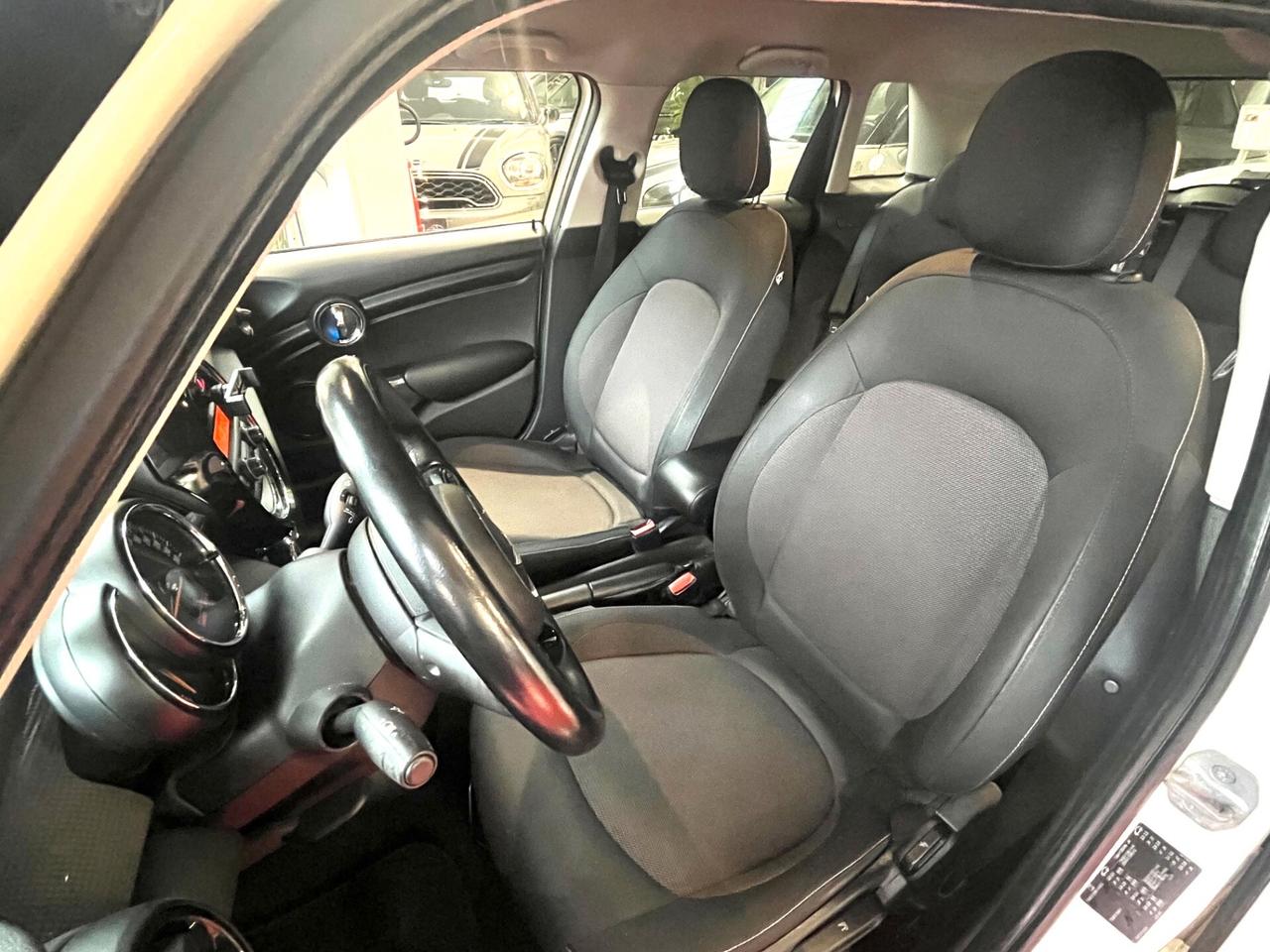 MINI COOPER ONE 1.2 5 PORTE 102CV OK NEOPATENTATI