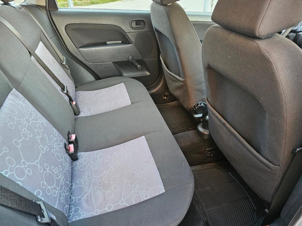 Ford Fiesta 1.2 75cv Ikon*Clima*Servosterzo*Neopatentati*