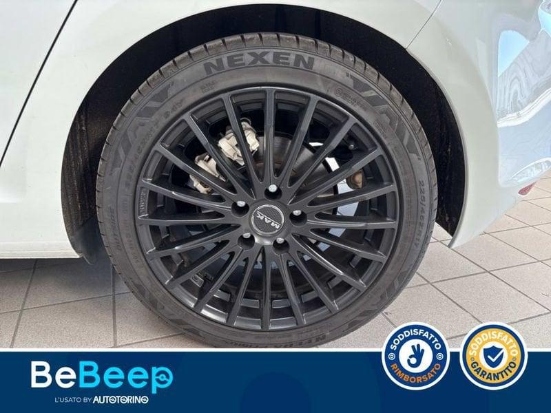 Volkswagen Golf 5P 1.2 TSI COMFORTLINE