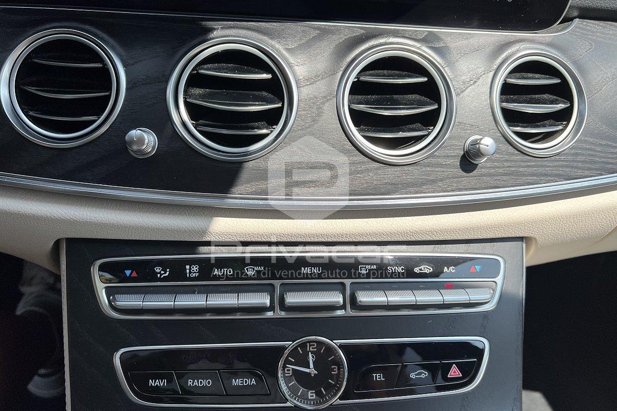 MERCEDES E 220 d 4Matic Auto Premium Plus