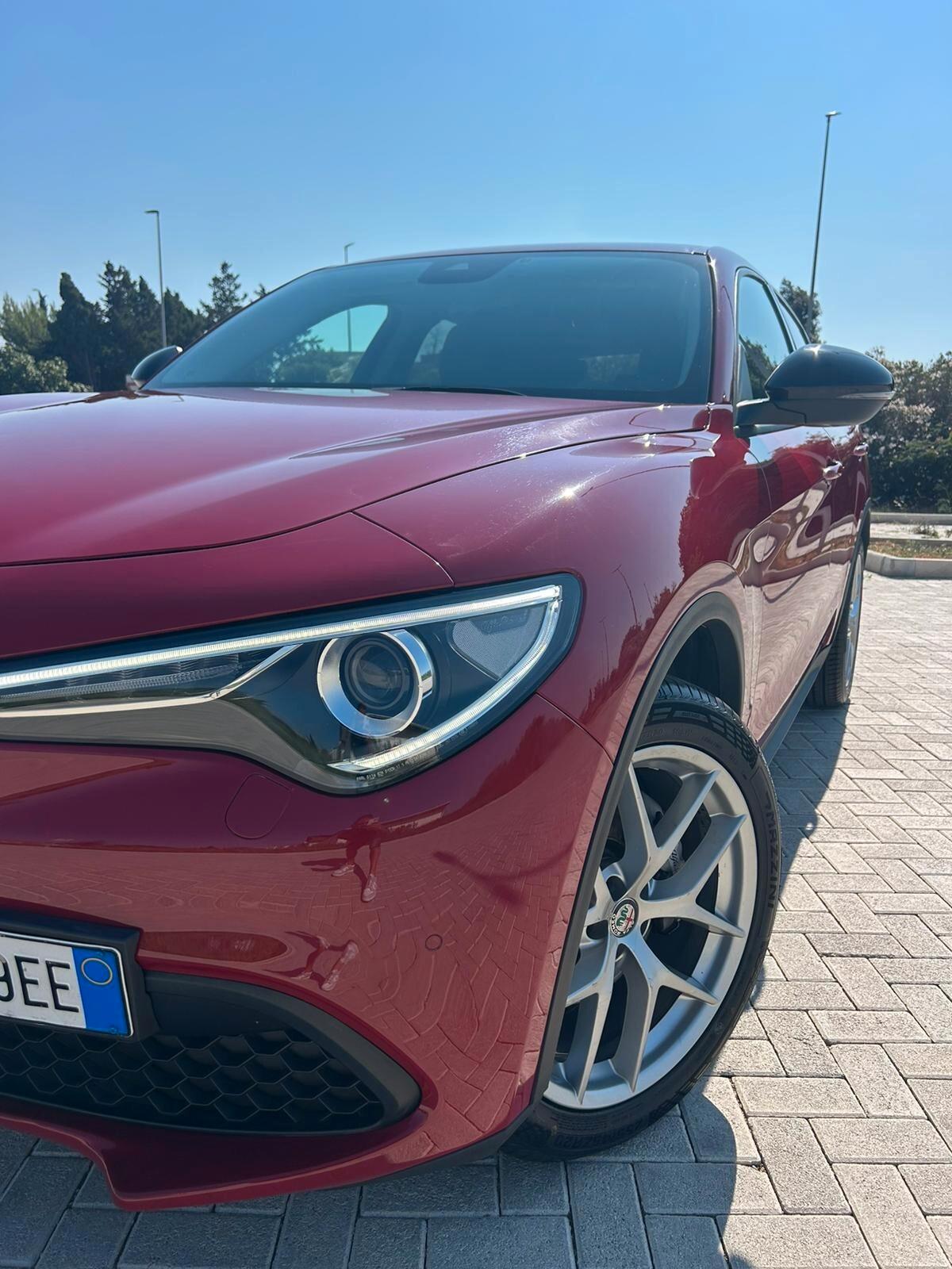 Alfa Romeo Stelvio 2.2 Turbodiesel 210 CV AT8 Q4 Executive