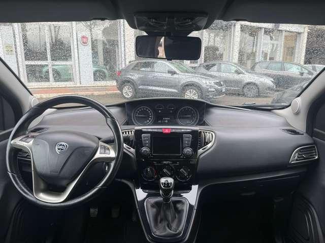 Lancia Ypsilon Ypsilon III 2015 1.2 Gold 69cv