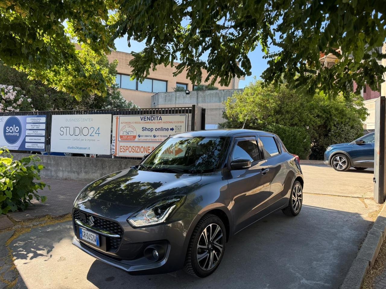 Suzuki Swift 1.2 KM. 28.000! HYBRID NEOPATENTATI