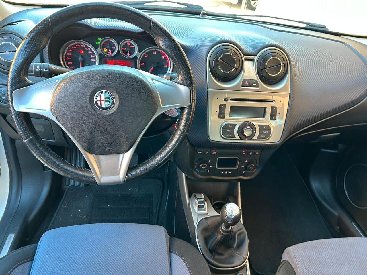 Alfa Romeo MiTo 1.3 JTDm-2 95 CV S&S Distinctive Sport Pack