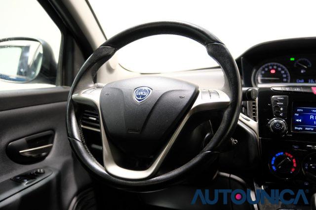 LANCIA Ypsilon 1.2 69 CV 5 PORTE GOLD NEOPATENTATI