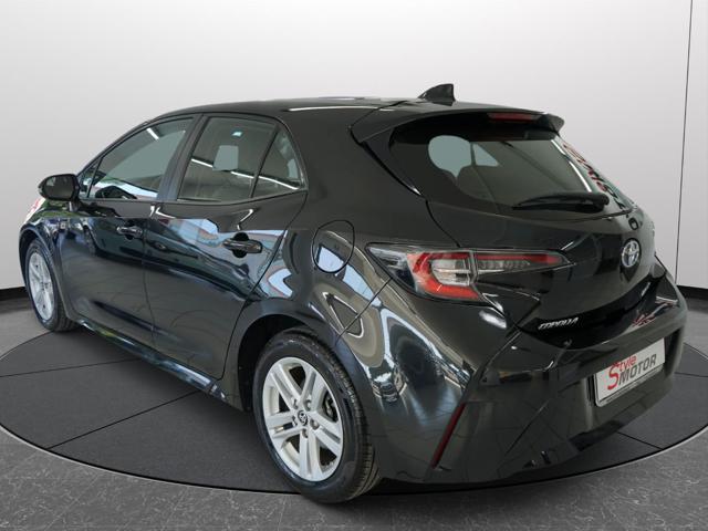 TOYOTA Corolla 1.8 Hybrid Business