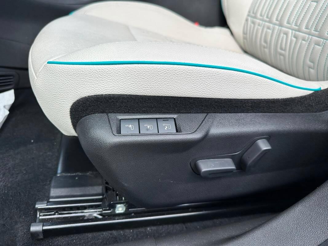 Fiat 600 1.2 hybrid La Prima 110cv AUTOM E TELECAM