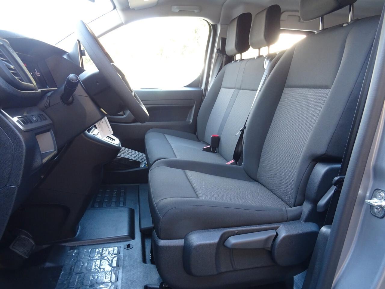 Peugeot Expert HDi 180 S&S EAT8 PL-TN 9 POSTI