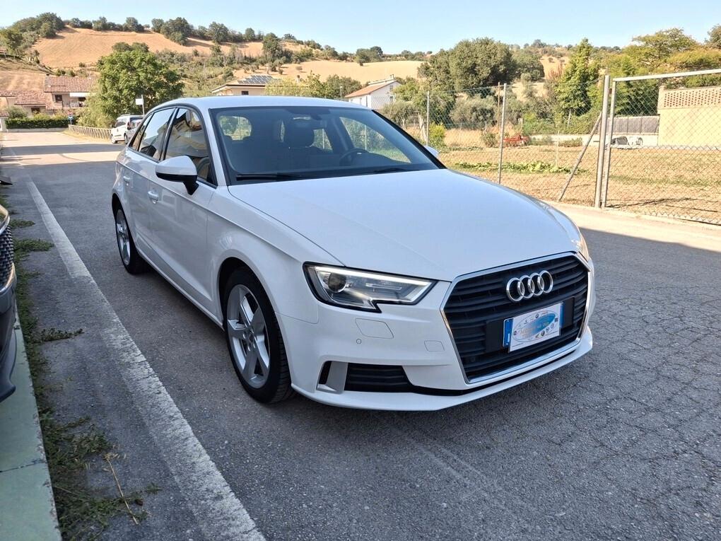 Audi A3 SportBack 1.6 TDI 116cv Sport Km 99.000
