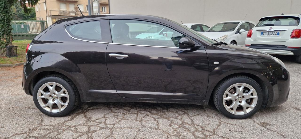 Alfa Romeo MiTo 1.3 JTDm-2 95 CV S&S Distinctive