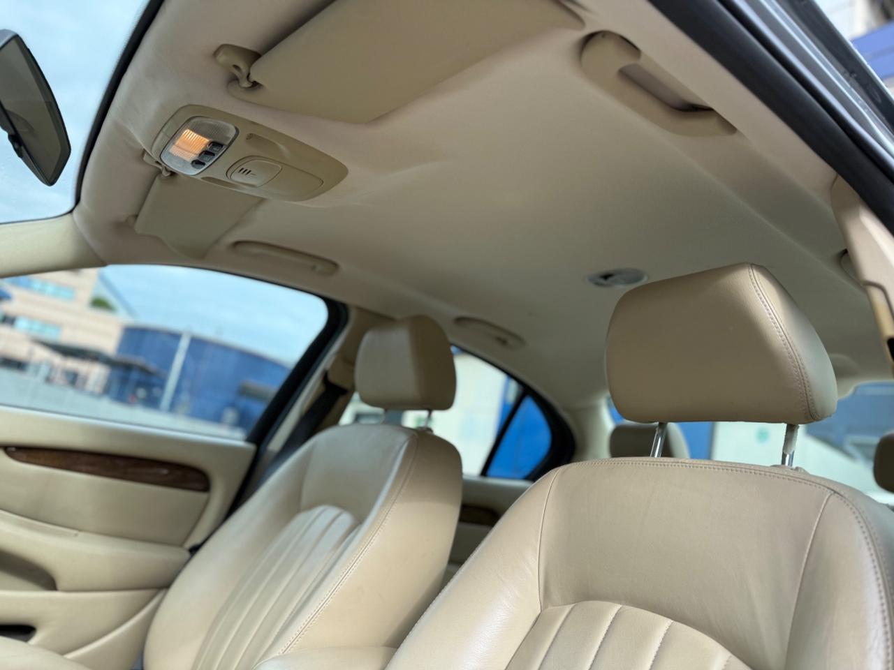 Jaguar X-Type 2 litri V6 24V BENZINA Executive