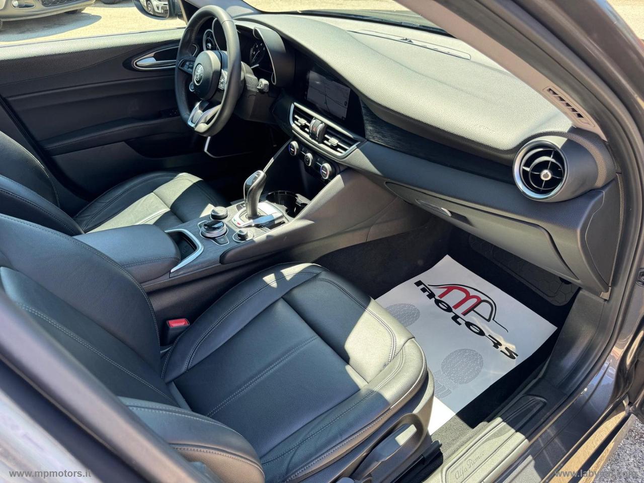 ALFA ROMEO GIULIA BUSINESS 2.2 MJ 160CV AT8 IVA ESPOSTA