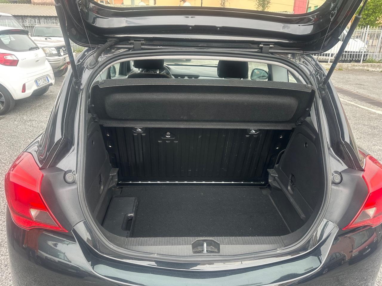 Opel Corsa 1.4 90CV GPL Tech Coupé Innovation