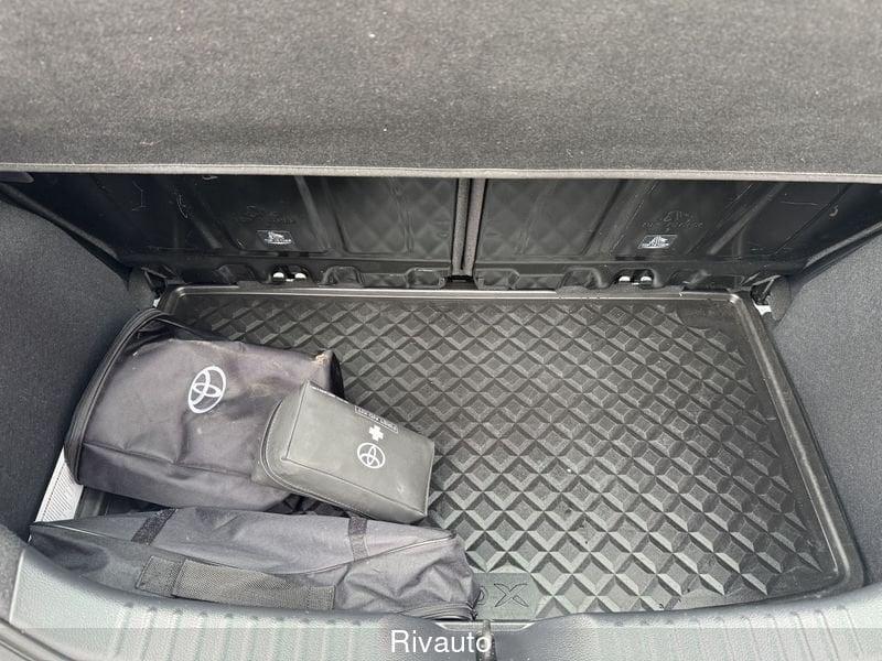 Toyota Aygo X 1.0B (72 CV) Active