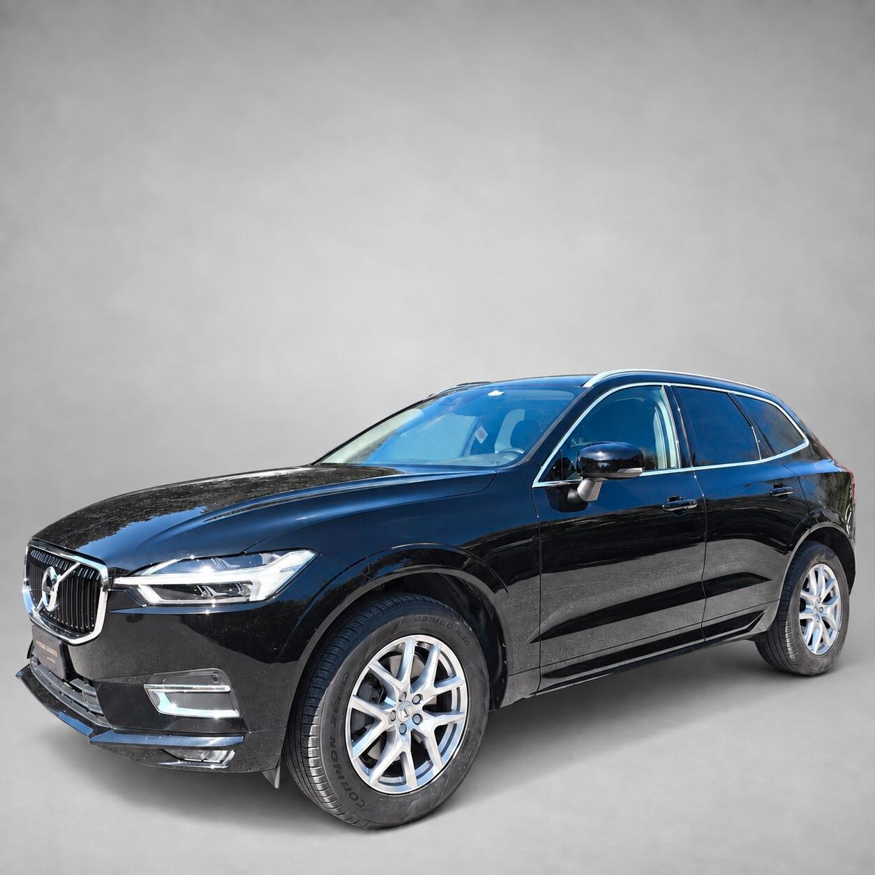 VOLVO XC60 2.0 B4 AWD 197 CV Geartronic Momentum