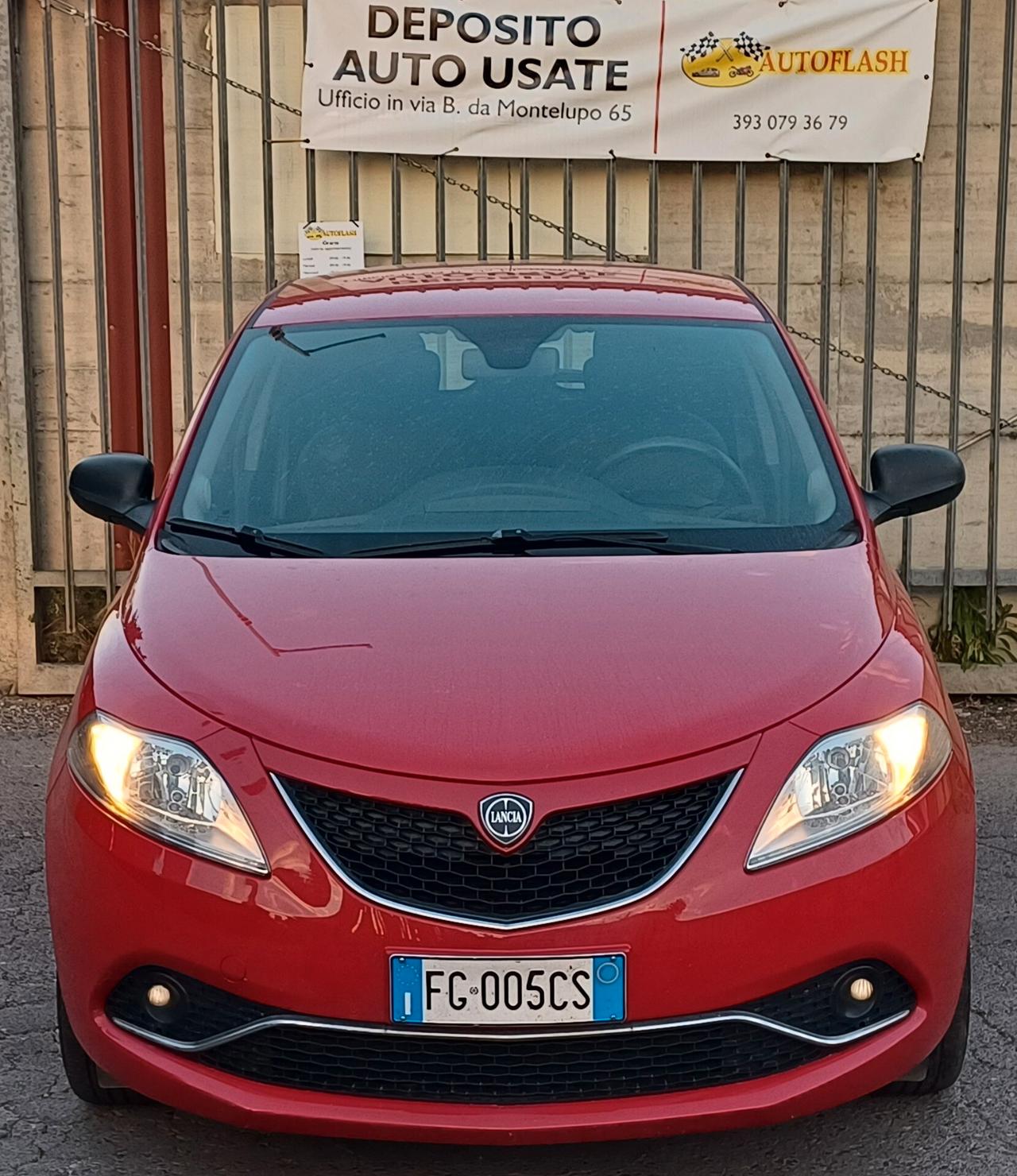 Lancia Ypsilon 1.3 MJT 95 CV 5 porte S&S Gold