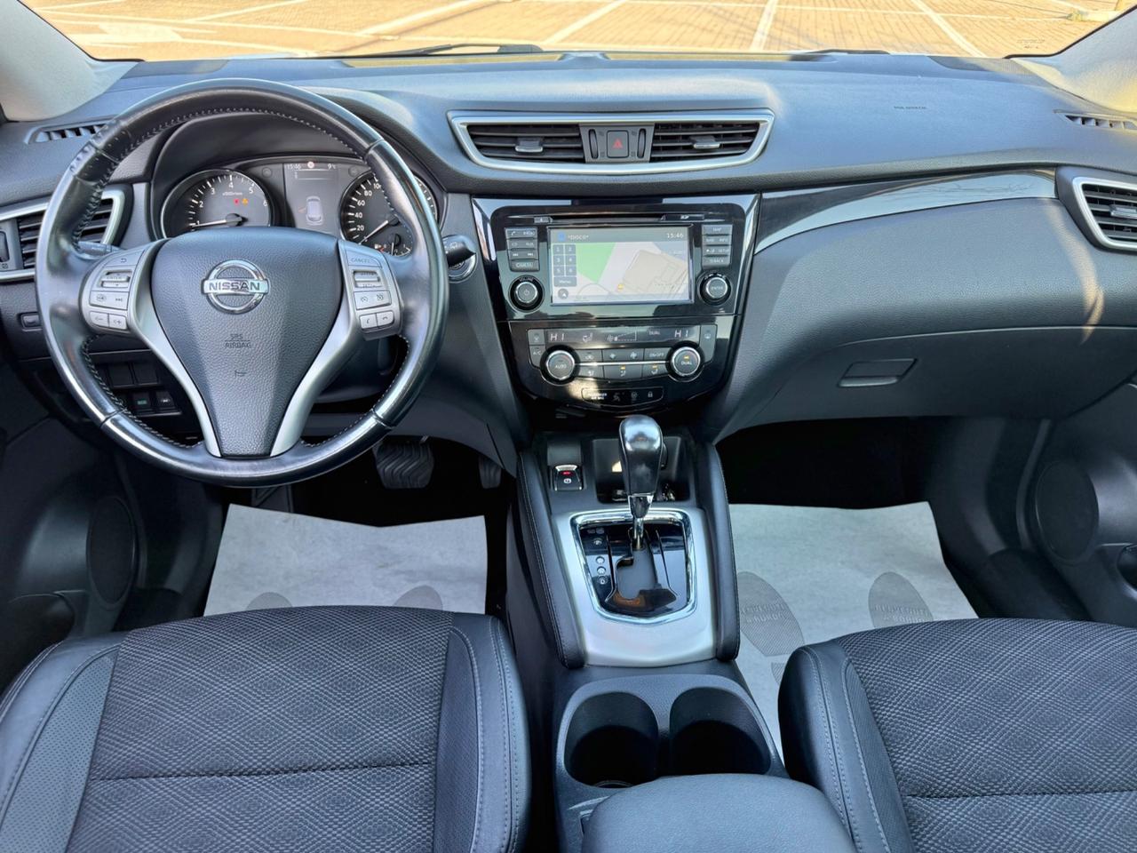 Nissan Qashqai 1.2 DIG-T Tekna*Automatik*Navi*Panorama