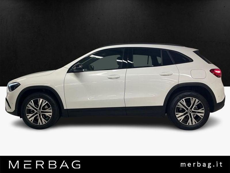 Mercedes-Benz GLA 180 d Automatic Business Extra