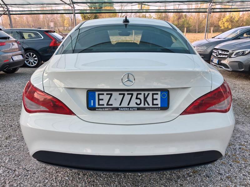 Mercedes CLA Berlina 180 Executive