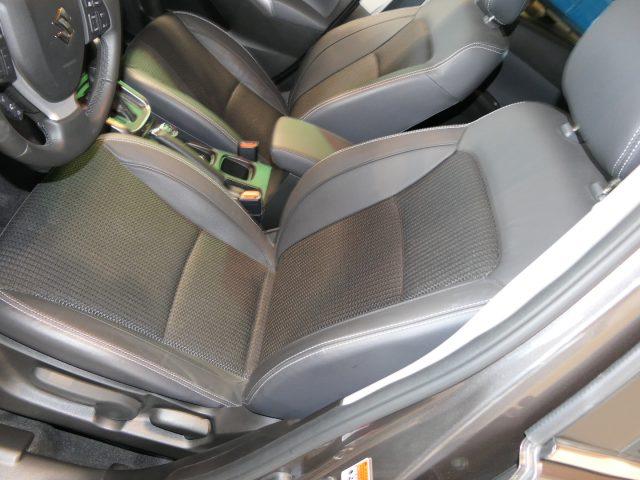 SUZUKI S-Cross 1.5 140V Hybrid A/T Starview