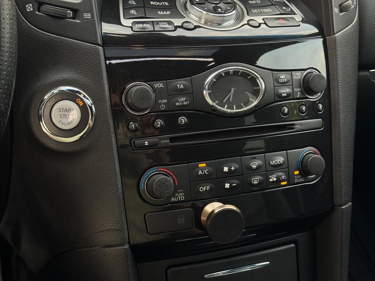 Infiniti FX30d S Premium 238cv