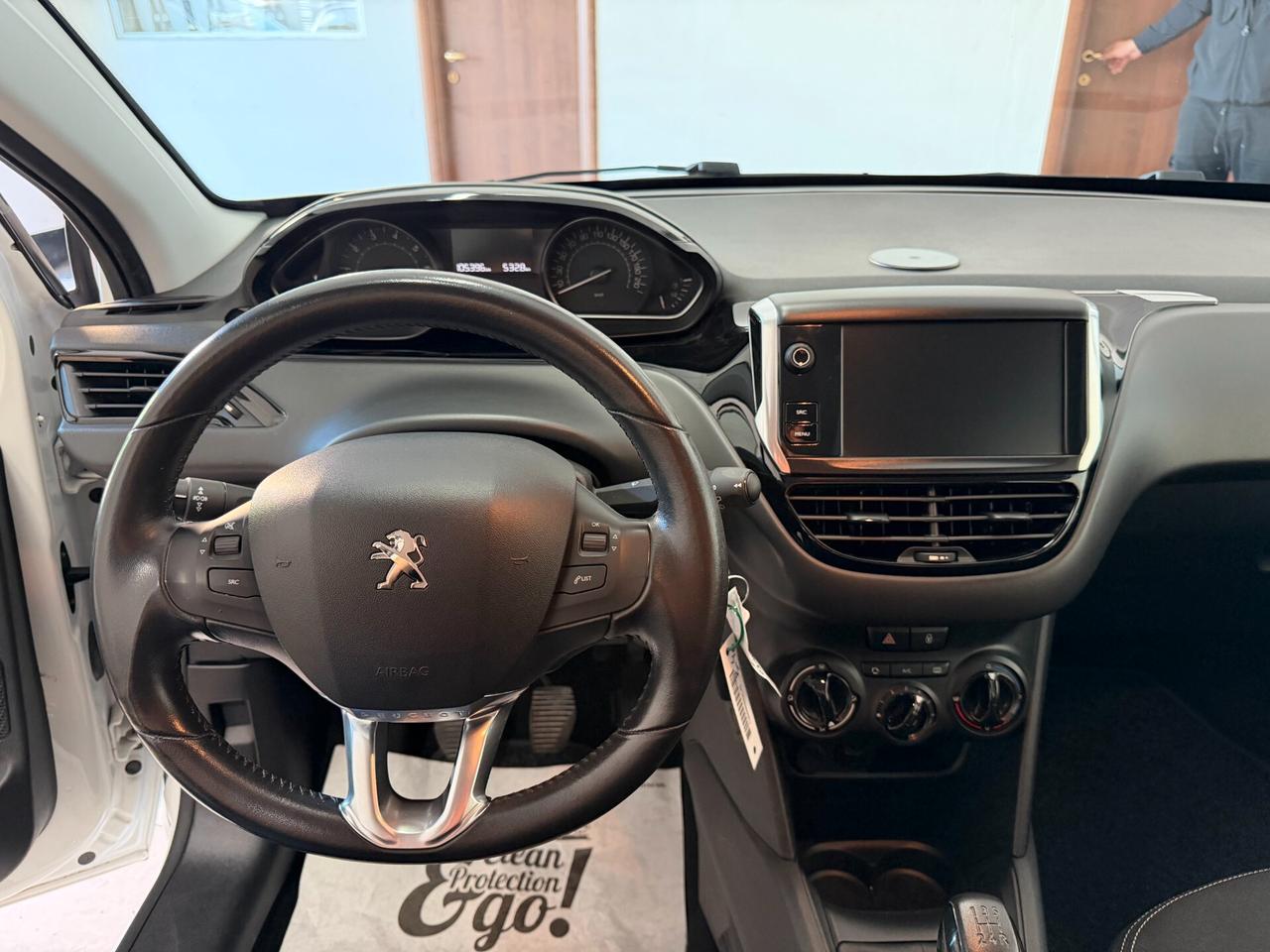 Peugeot 208 2017 PureTech 82 5 porte Allure