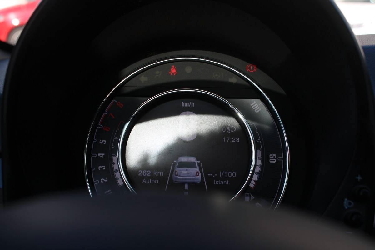Fiat 500 1.0 hybrid Dolcevita 70cv con CarPlay