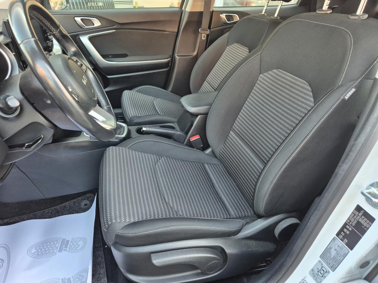 Kia Ceed 1.0 T-GDi 120 GPL Style