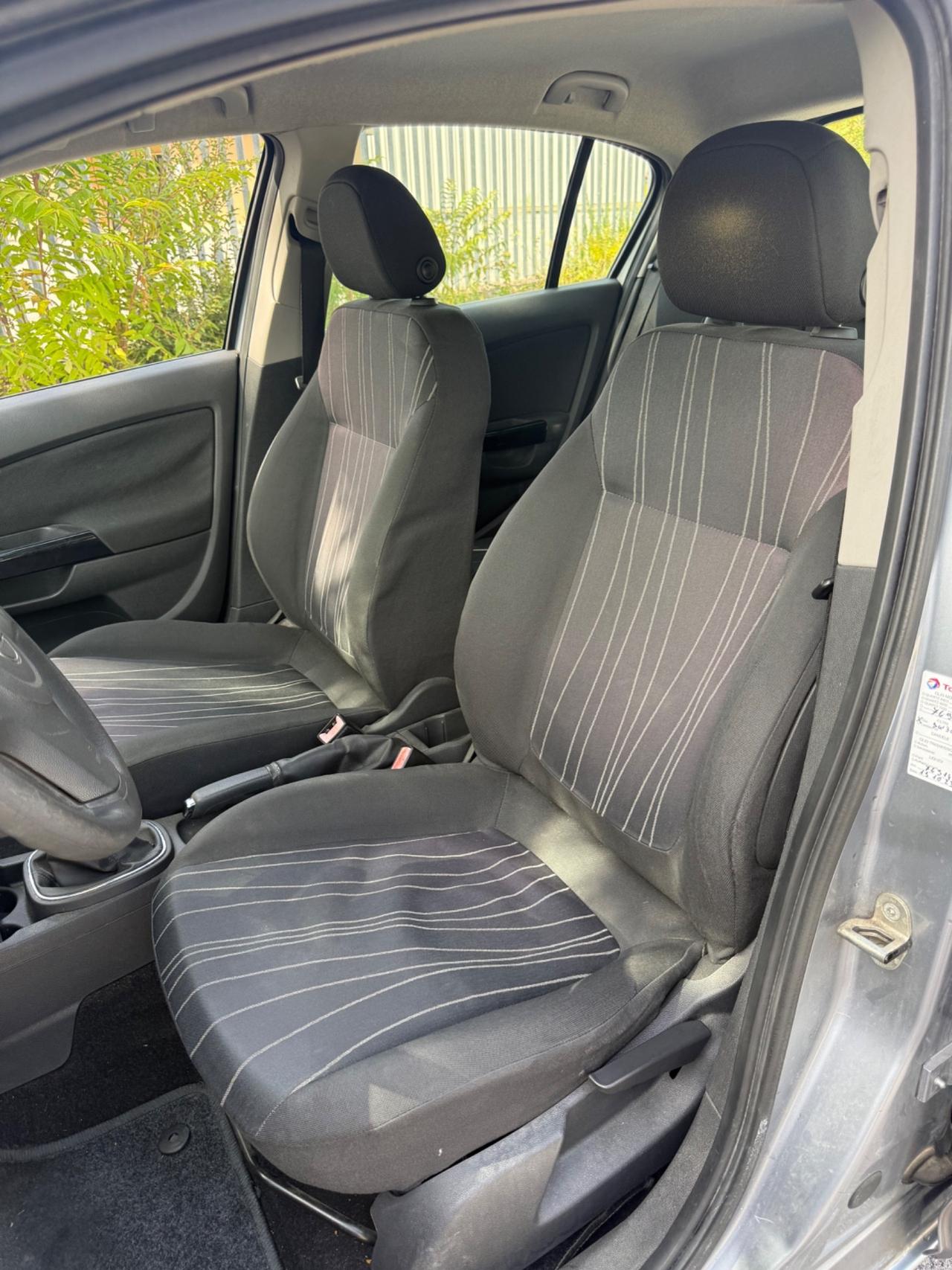 Opel Corsa Diesel 1.3 CDTi Neopatentati 86 milaKM