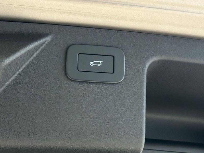 Land Rover Discovery Sport 2.0 TD4 163cv SE 4WD | AUTOCARRO N1