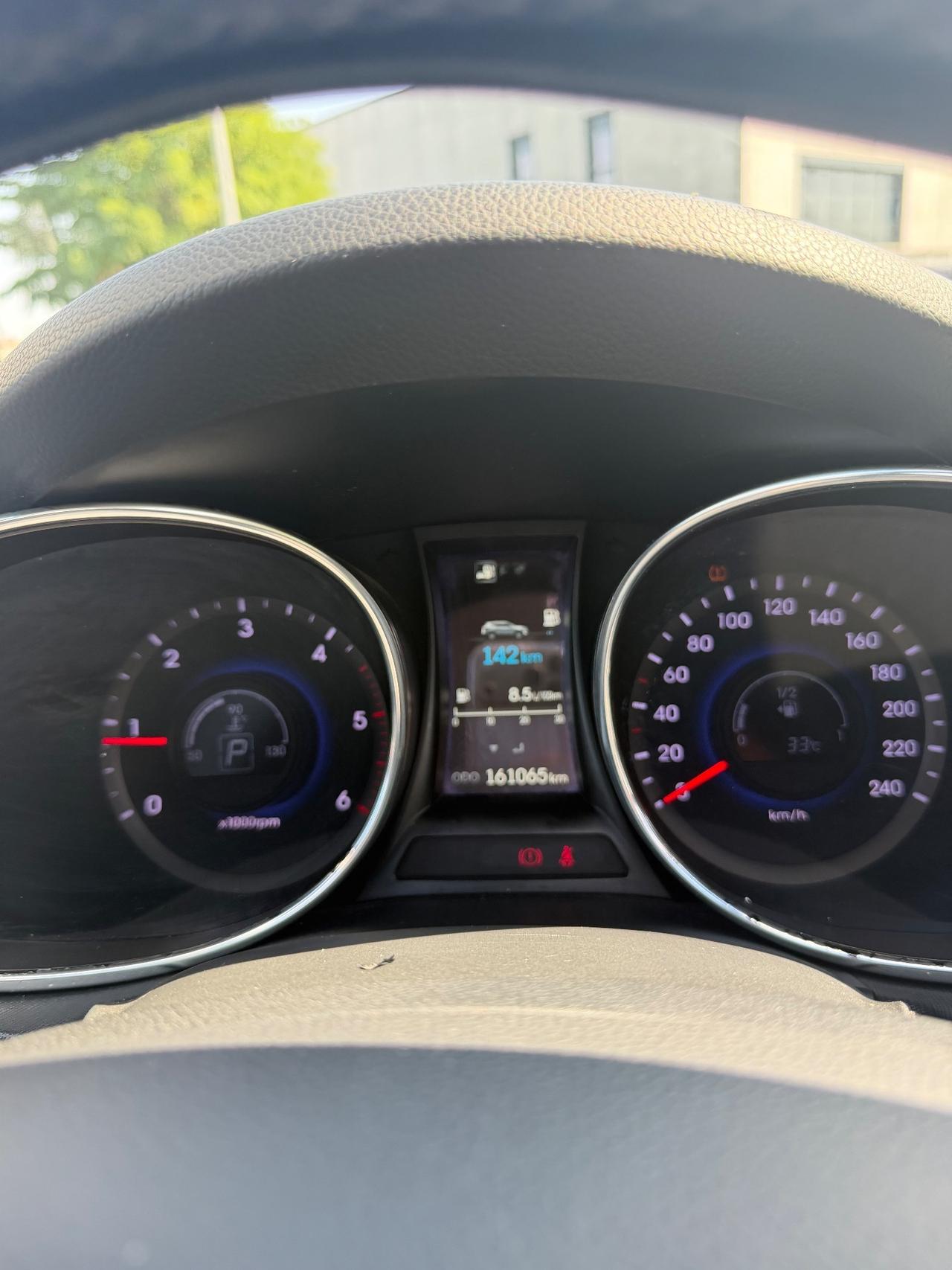 Hyundai Santa Fe .