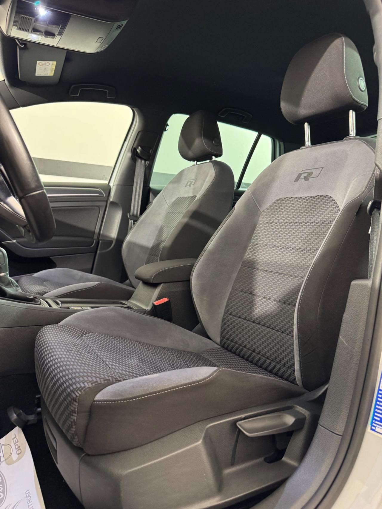 Volkswagen Golf R-LINE DSG 5p. Highline BlueMotion Technology