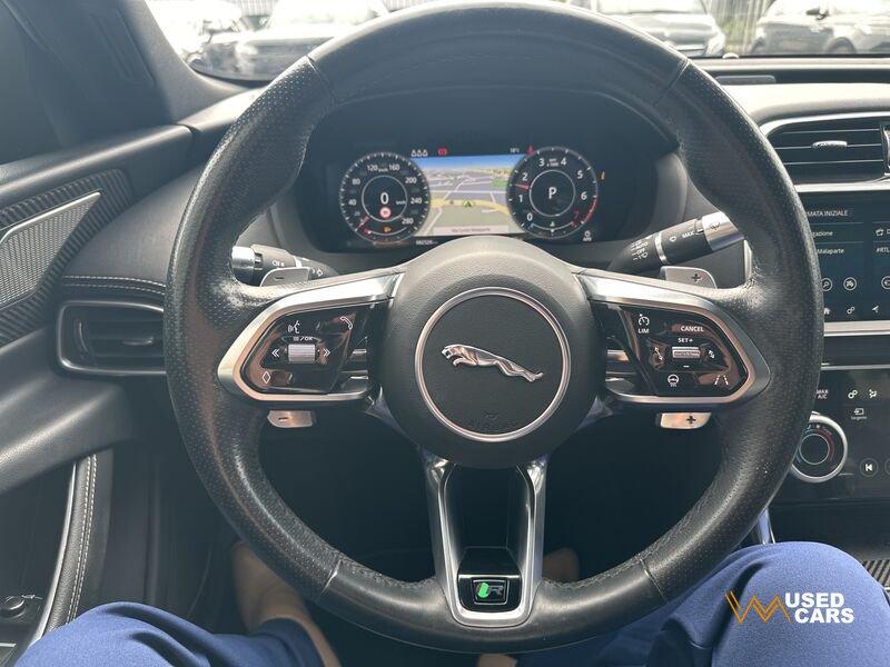 Jaguar XE 2.0 250 CV aut. R-Dynamic S