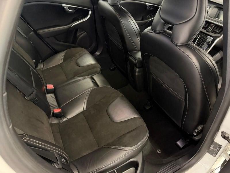 Volvo V40 D2 R-design 94g