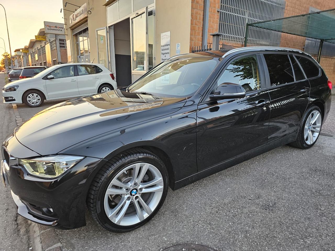 Bmw 316d 115cv Touring Sport*Aut*Navi*Bi-Xeno*Pdc*18*